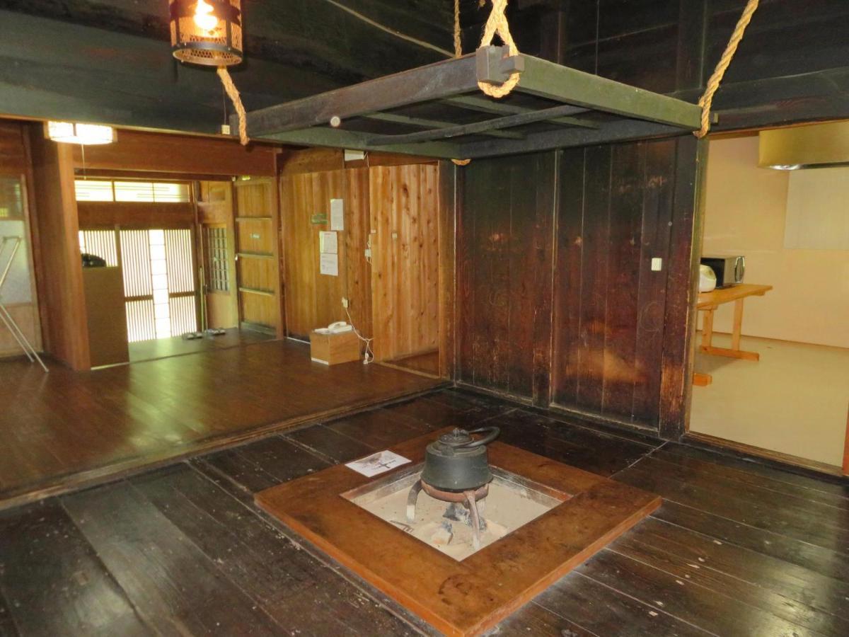 Toyota Shirakawa-Go Eco-Institute Hotel Buitenkant foto