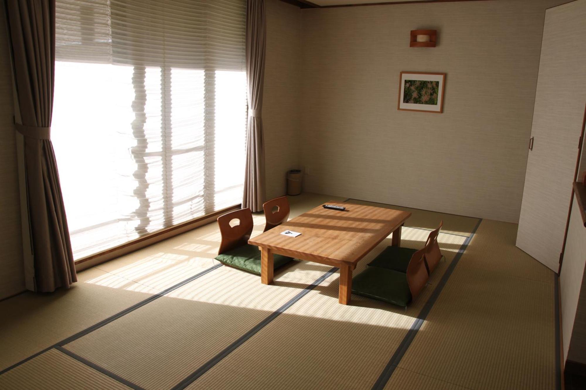 Toyota Shirakawa-Go Eco-Institute Hotel Kamer foto
