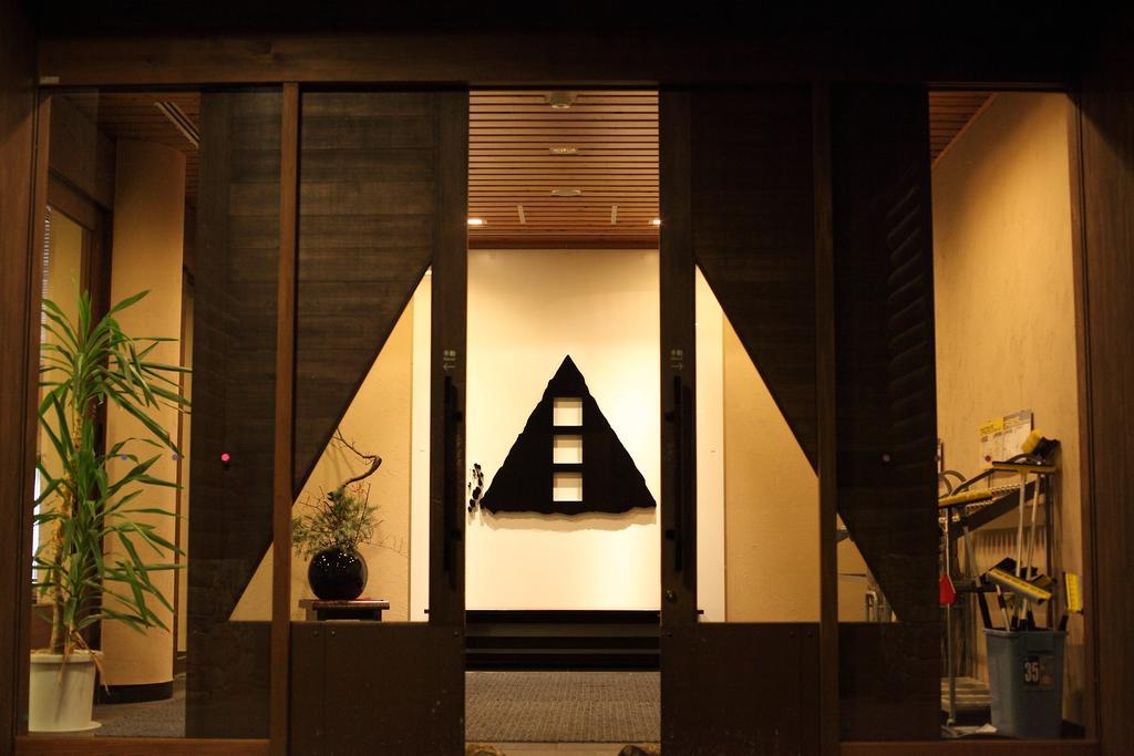 Toyota Shirakawa-Go Eco-Institute Hotel Buitenkant foto
